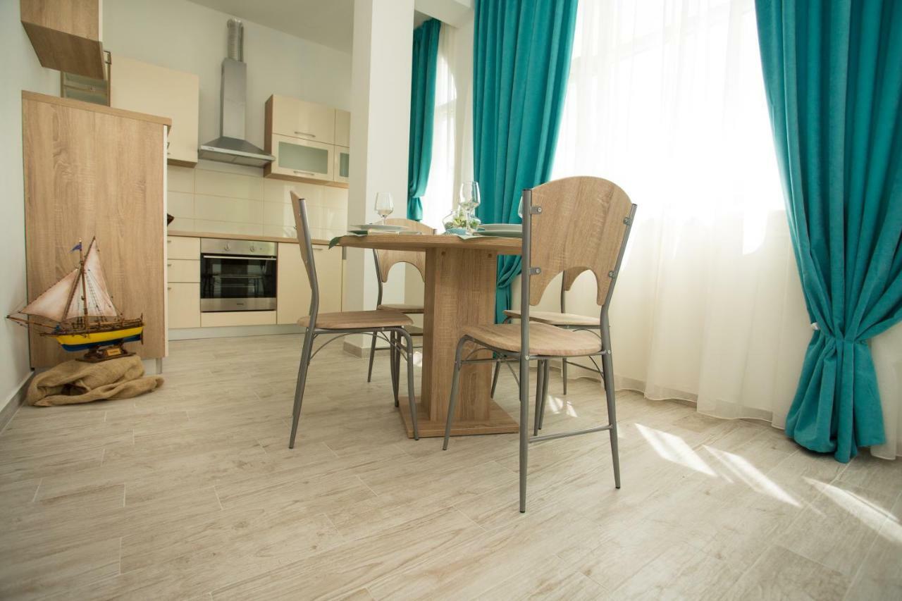 Apartments Kampanel Kaštela Buitenkant foto