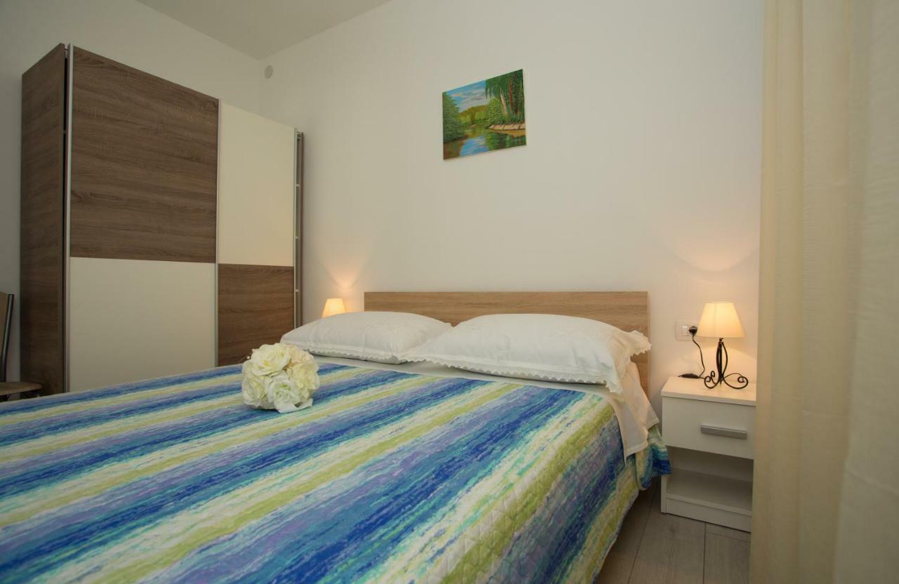 Apartments Kampanel Kaštela Buitenkant foto